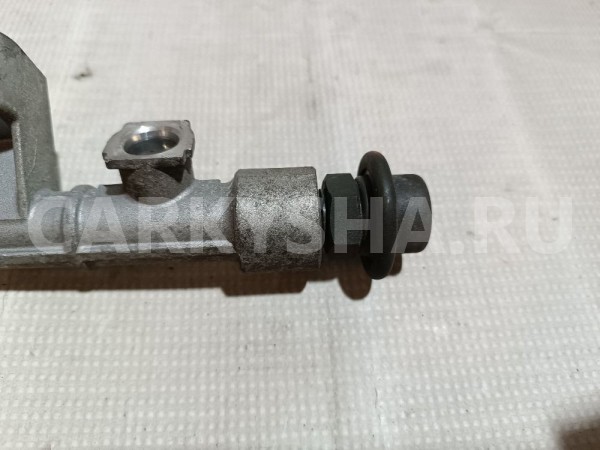 Рейка топливная (рампа) Hyundai Coupe 