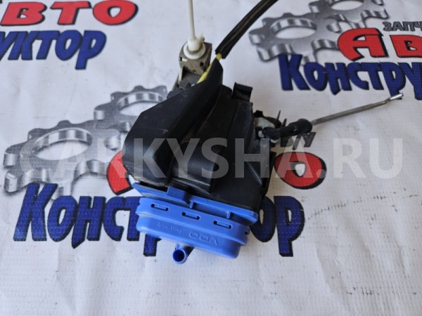 замок двери электрический Audi A4 