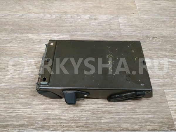 Пепельница передняя Honda Civic оригинальный номер 77715S04003ZA