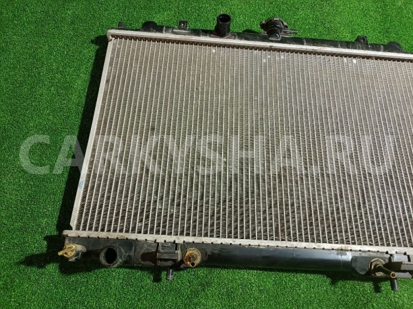 Радиатор охлаждения Nissan Avenir 