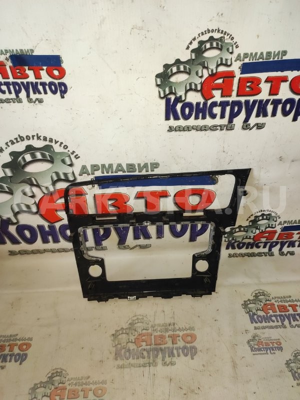 рамка магнитолы Volkswagen Golf 