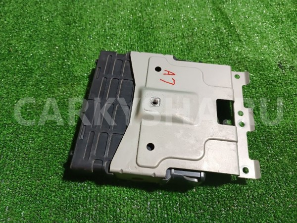 Блок управления двигателем Mitsubishi Lancer оригинальный номер 1860A318