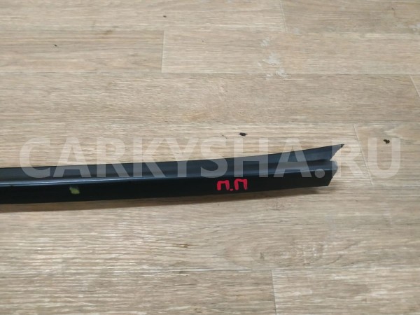 Накладка стекла переднего правого Ford Mondeo 