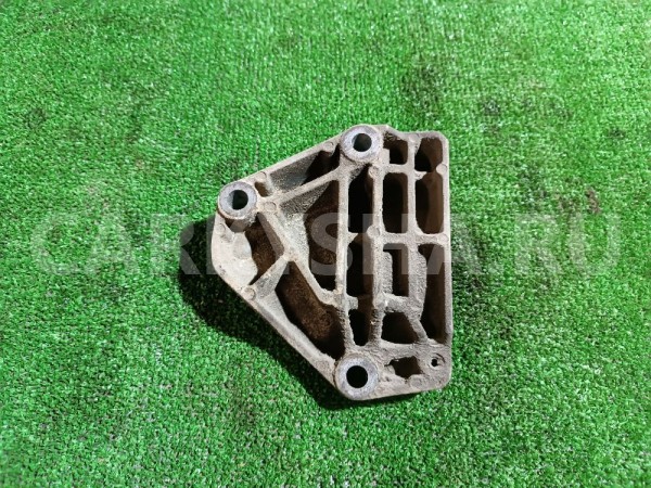 Кронштейн компрессора кондиционера Opel Astra 