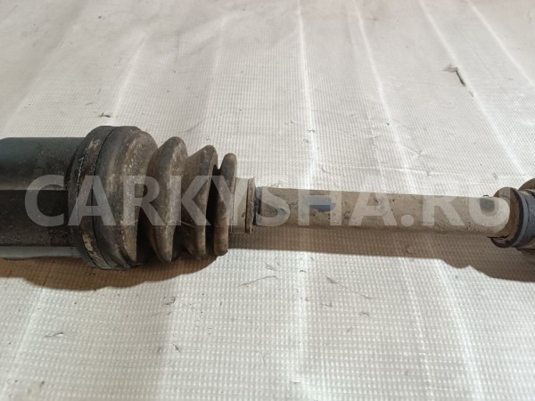 Полуось передняя правая Nissan Primera 