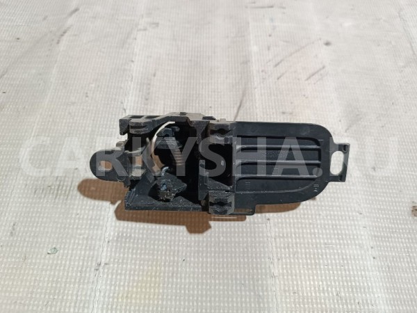 Ручка двери внутренняя правая Nissan NV200 