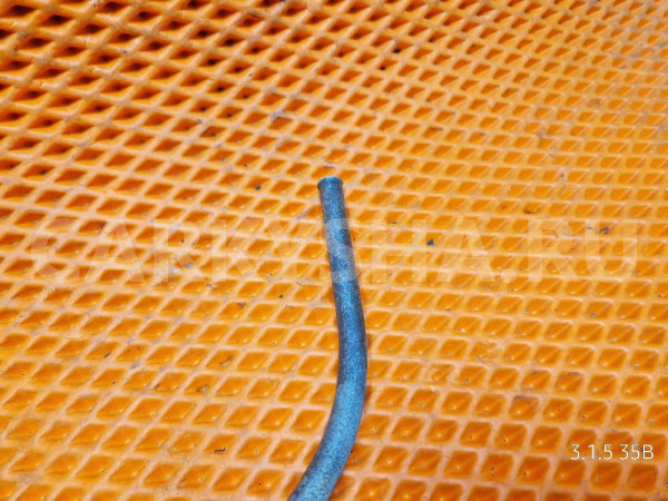 Направляющая щупа mitsubishi Outlander 4G63 2.0 Mitsubishi i 