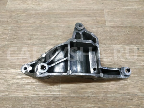 Кронштейн генератора Ford Mondeo оригинальный номер 1S7E10239AA