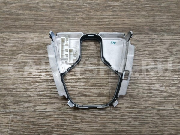 Накладка (кузов внутри) Land Rover Freelander 