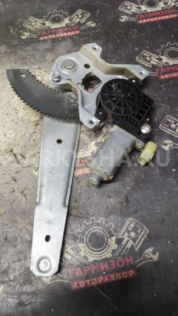 Стеклоподъемник задний левый Хендай Гетц Hyundai Getz оригинальный номер 834011C000