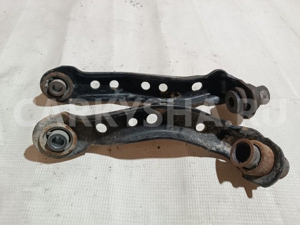 Кронштейн передней балки Nissan NV200 