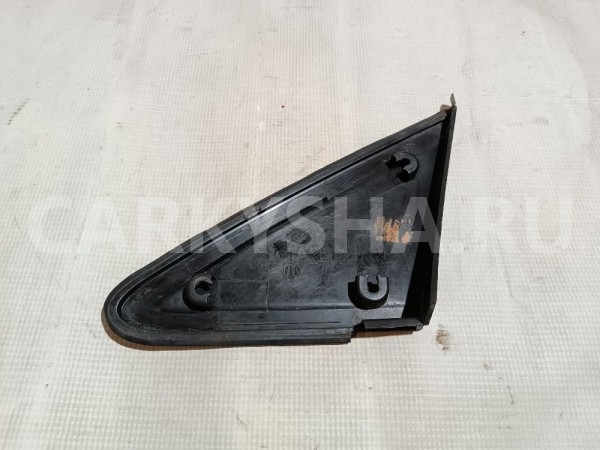 Накладка крыла переднего правого Ford Focus 