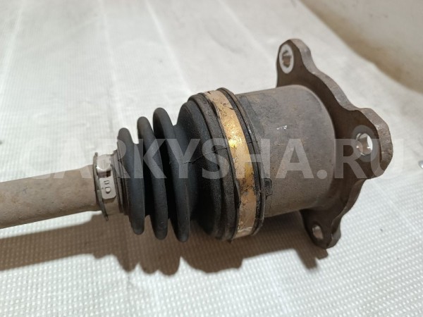 Полуось передняя левая Suzuki Grand Vitara оригинальный номер 4410278K00