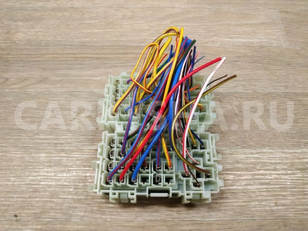 Блок предохранителей салонный Ford Mondeo 