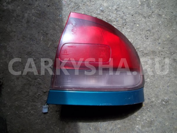 Фонарь задний правый Mazda 626 IV (GE) Хэтчбек 5 дв. 