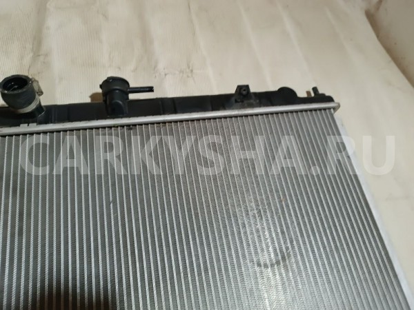 Радиатор охлаждения Nissan Bluebird Sylphy 