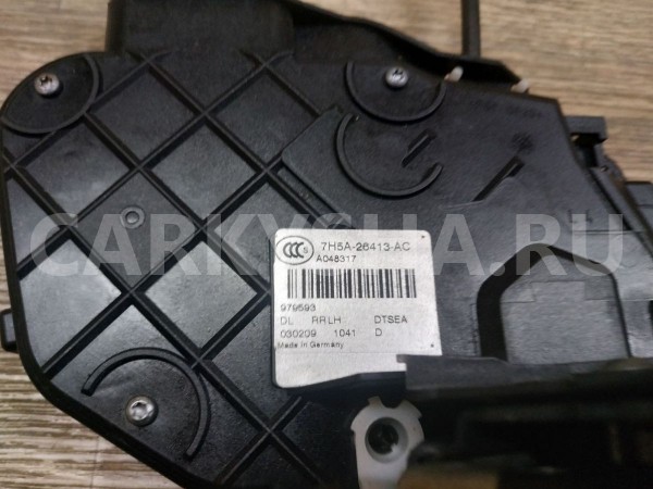 Замок двери задней левой Land Rover Freelander 