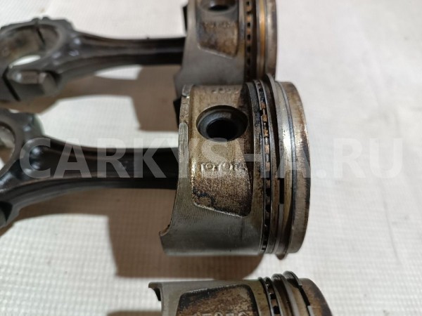 Поршень с шатуном Toyota Sprinter 