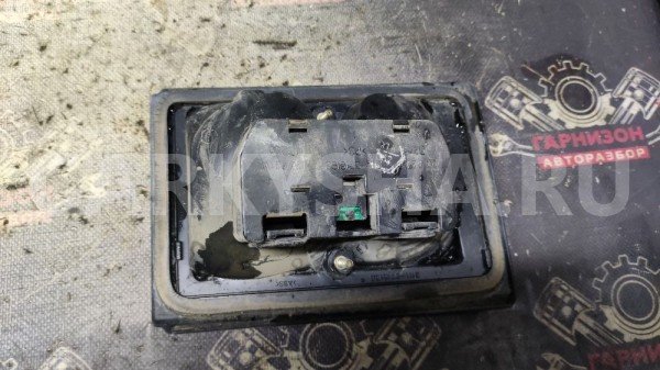 Фонарь задний внутренний правый ваз 2111 ВАЗ (Lada) 2111 оригинальный номер 21110-3716110-00