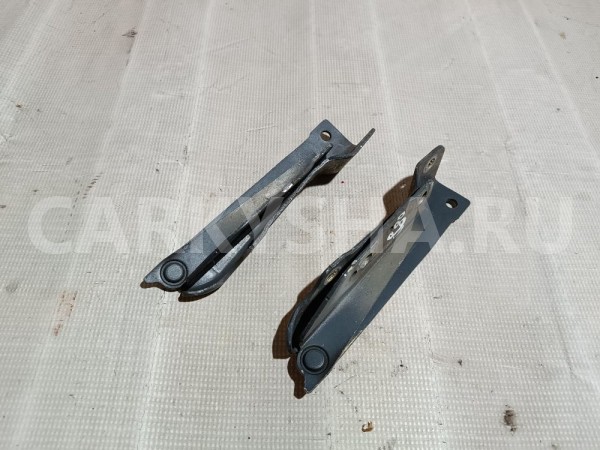 Петля капота Ssang Yong Rexton оригинальный номер 6181008B00