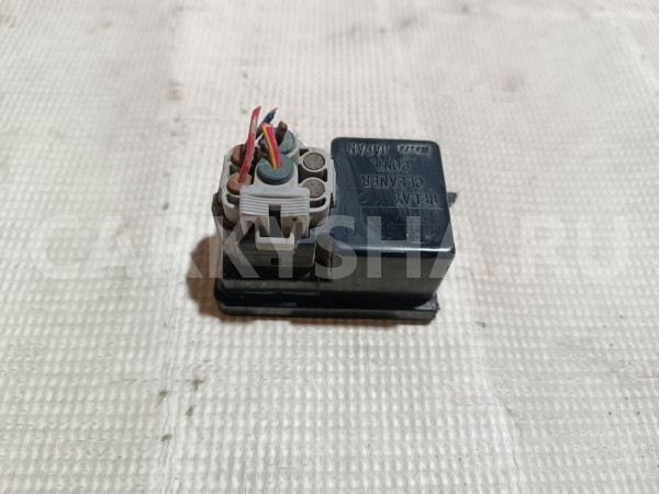 Реле стеклоочистителей Mazda 6 оригинальный номер GN5A5181Y