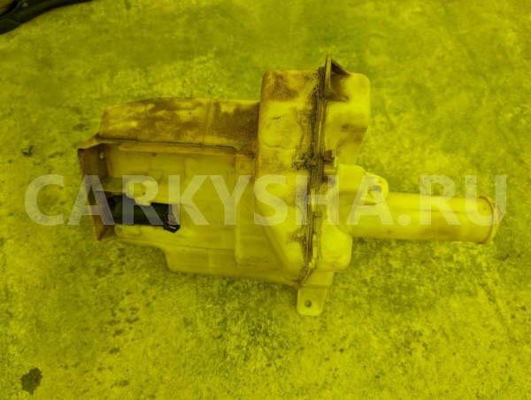 Бачок стеклоомывателя Mitsubishi Mirage 