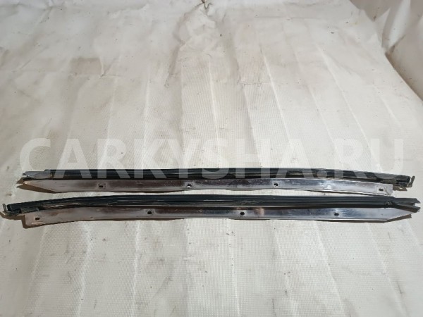 Молдинг лобового стекла Nissan Almera Classic 