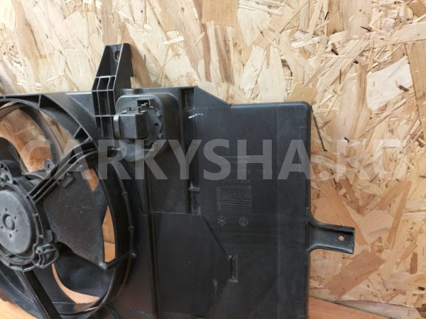 Вентилятор охлаждения радиатора Nissan Note E11 Nissan Note оригинальный номер 21480AX800