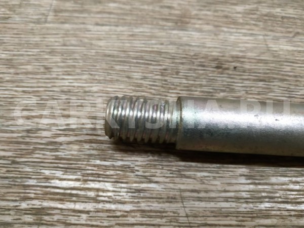 Крюк буксировочный Kia Sorento 