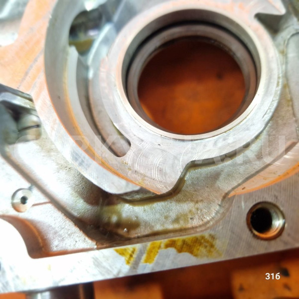 Масляный насос opel astra H/J Z16XER Z18XER 1.6 Opel Astra 