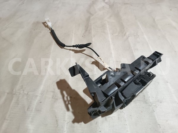 Замок двери передней правой Ford Mondeo оригинальный номер BM5AA21812BF