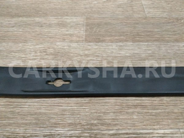 Молдинг крыши правый Land Rover Freelander оригинальный номер LR001655