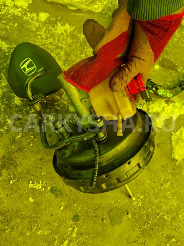 Главный тормозной цилиндр Porsche Cayenne 