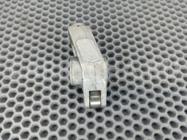 Коромысло впускного клапана Mercedes-Benz Mercedes-Benz C-klasse 