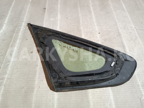 Стекло кузовное глухое правое Nissan Almera 