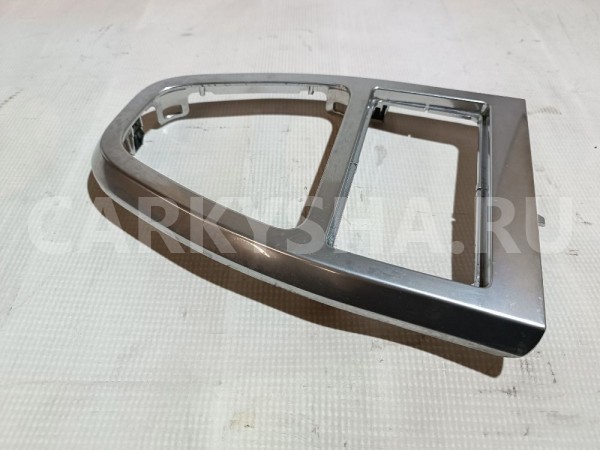 Накладка центральной консоли Land Rover Freelander 