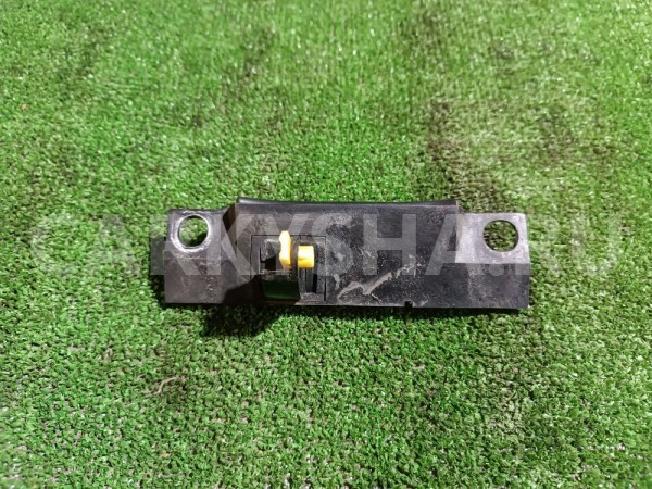 Ручка открывания багажника Ssang Yong Rexton 