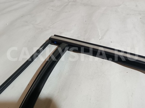 Уплотнитель проема стекла двери задней левой Ford Mondeo 