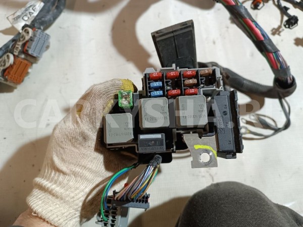 Коса моторная(проводка) Land Rover Freelander оригинальный номер 7G9212A690CAF