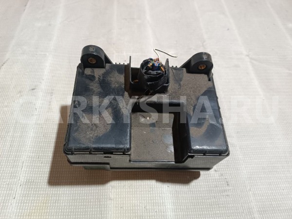 Блок предохранителей подкапотный Ssang Yong Rexton 