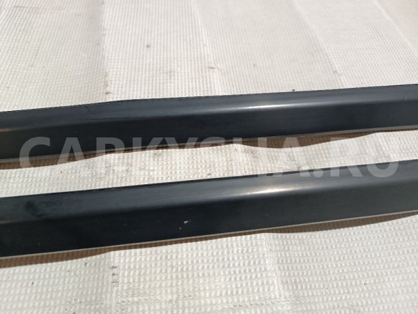 Накладка стекла наружная Ford Fiesta 