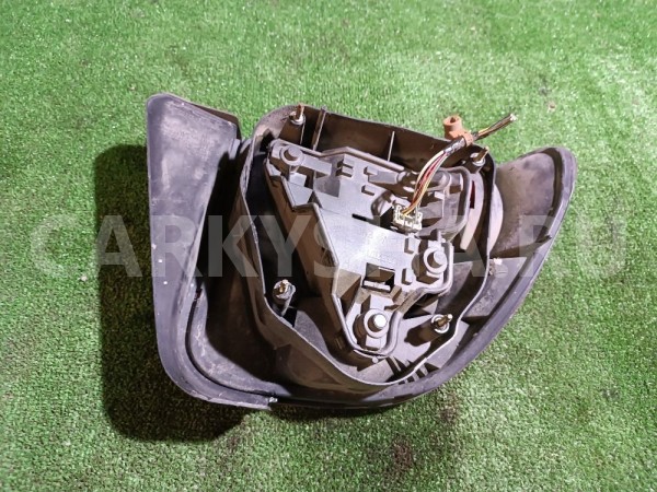 Фонарь задний правый Rover 200 