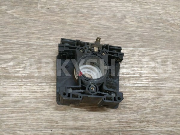 Кронштейн подрулевых переключателей Nissan Sunny 