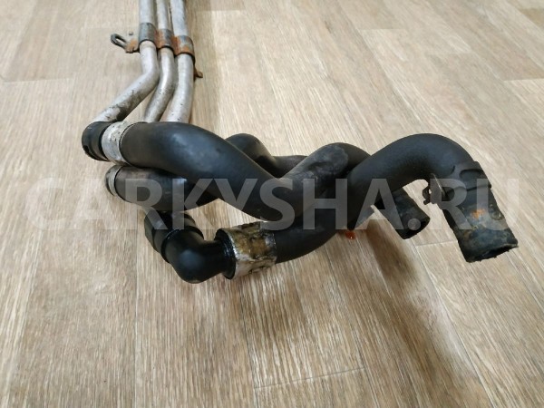 Трубка отопителя Jaguar S-Type оригинальный номер XR811934