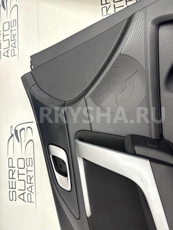 Обшивки двери универсал Kia Ceed CD D4FE 1.6 2018 Kia Cee'd 