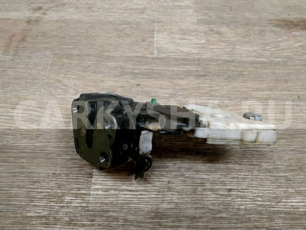 Замок двери задней левой Nissan Cube 