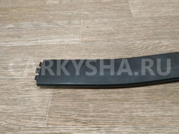 Молдинг крыши левый Land Rover Freelander 