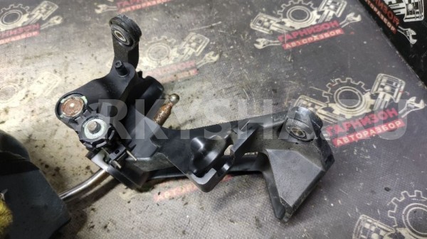 Кулиса рычаг кпп Лада 2191 2190 Гранта ВАЗ (Lada) Granta оригинальный номер 84501037