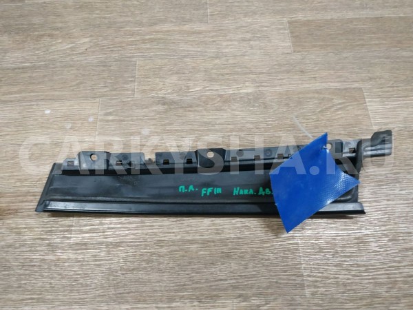 Накладка двери передней левой Ford Focus оригинальный номер BM51A20899AB