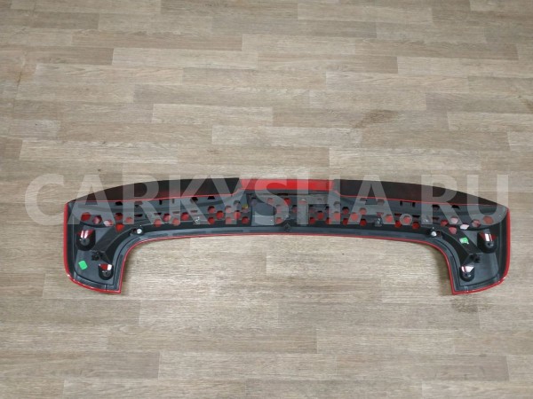 Спойлер крышки багажника Ford Focus оригинальный номер 1857890